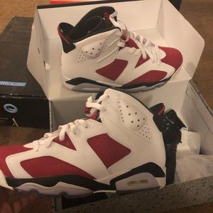 Retro 6 Carmine’s